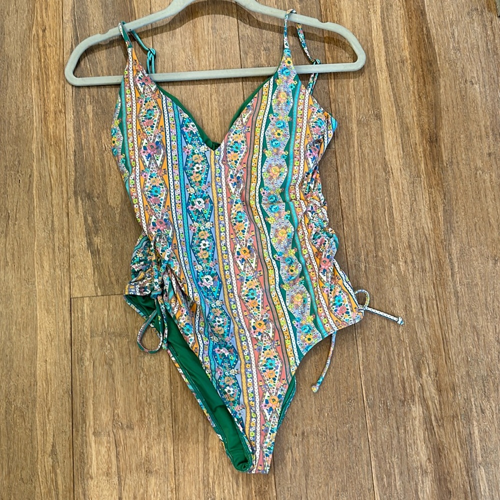 O’Neill Blue NEW Swimsuit sz Large